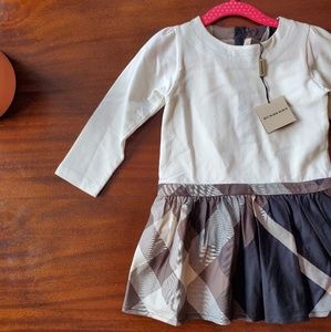 Burberry Girls long sleeve dress 3Y NWT